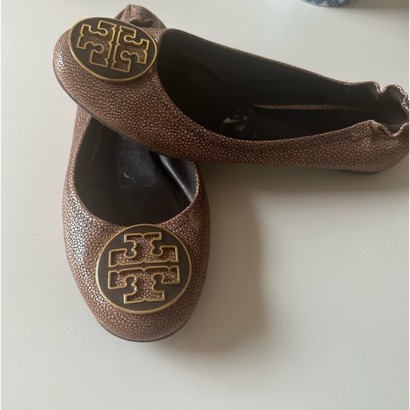 Tory Burch Shoes - TORY BURCH Lasercut Accent Ballet Flats SZ 8.5